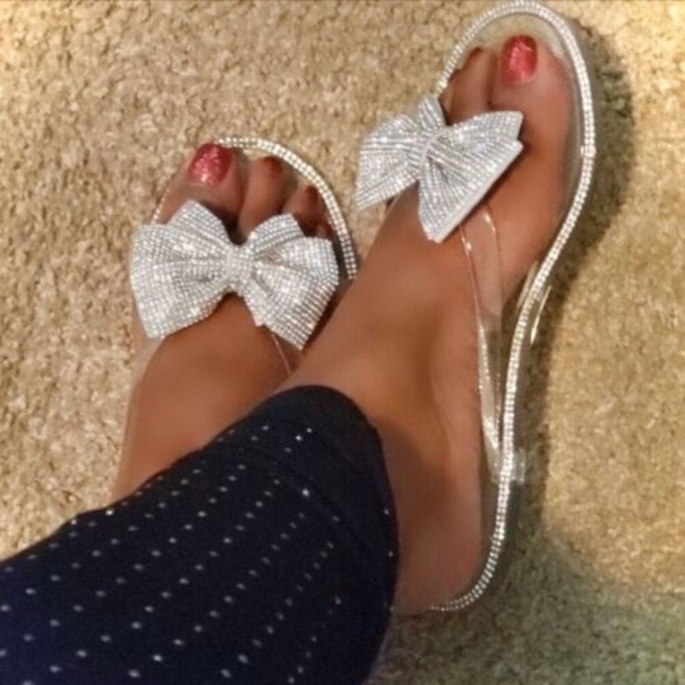 NEW Transparent Clear Thong Open Toe Rhinestone Bow Jelly Slide Sandal Flip Flop - Picture 2 of 3